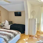 Stadtvilla Belle Kitz Im Zentrum Mit Sauna By Belle Hébergement de vacances