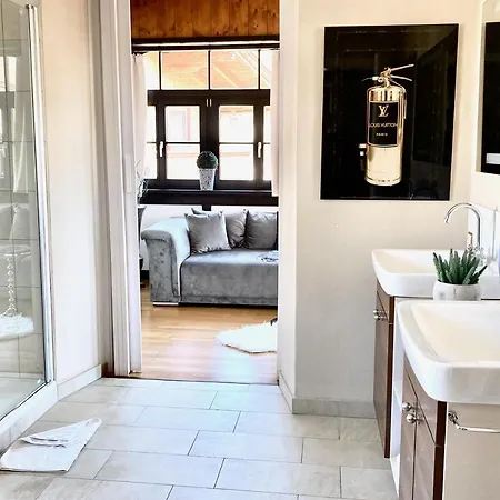 Stadtvilla Belle Kitz Im Zentrum Mit Sauna By Belle Holiday home *