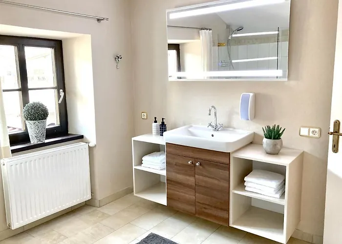 Stadtvilla Belle Kitz Im Zentrum Mit Sauna By Belle Κίτσμπουελ